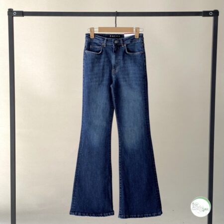 شلوار جین بوتکات سرمه ای سایه دار